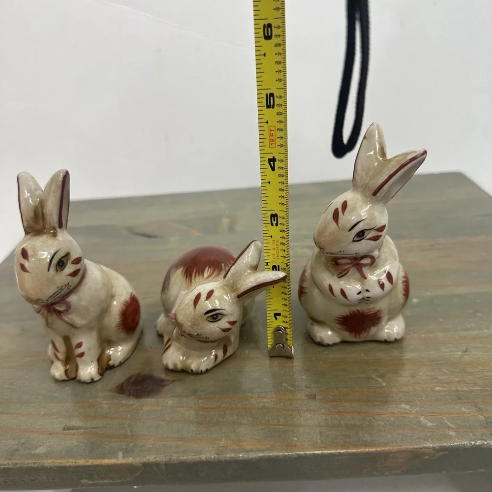 Lot Of 3 Staffordshire Style Bunny Rabbit Small Porcelain Figurine 3-4